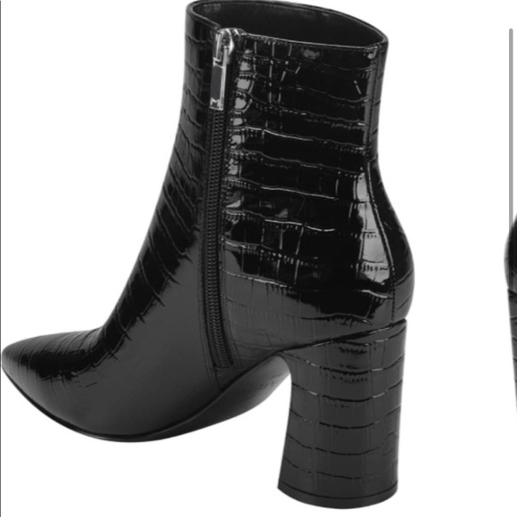 NIB Marc Fisher Daith black croc bootie- 7 - Picture 2 of 9